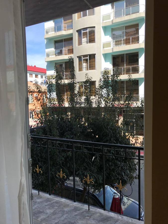 Griboedovi N.6 Apartment บาทูมิ ภายนอก รูปภาพ